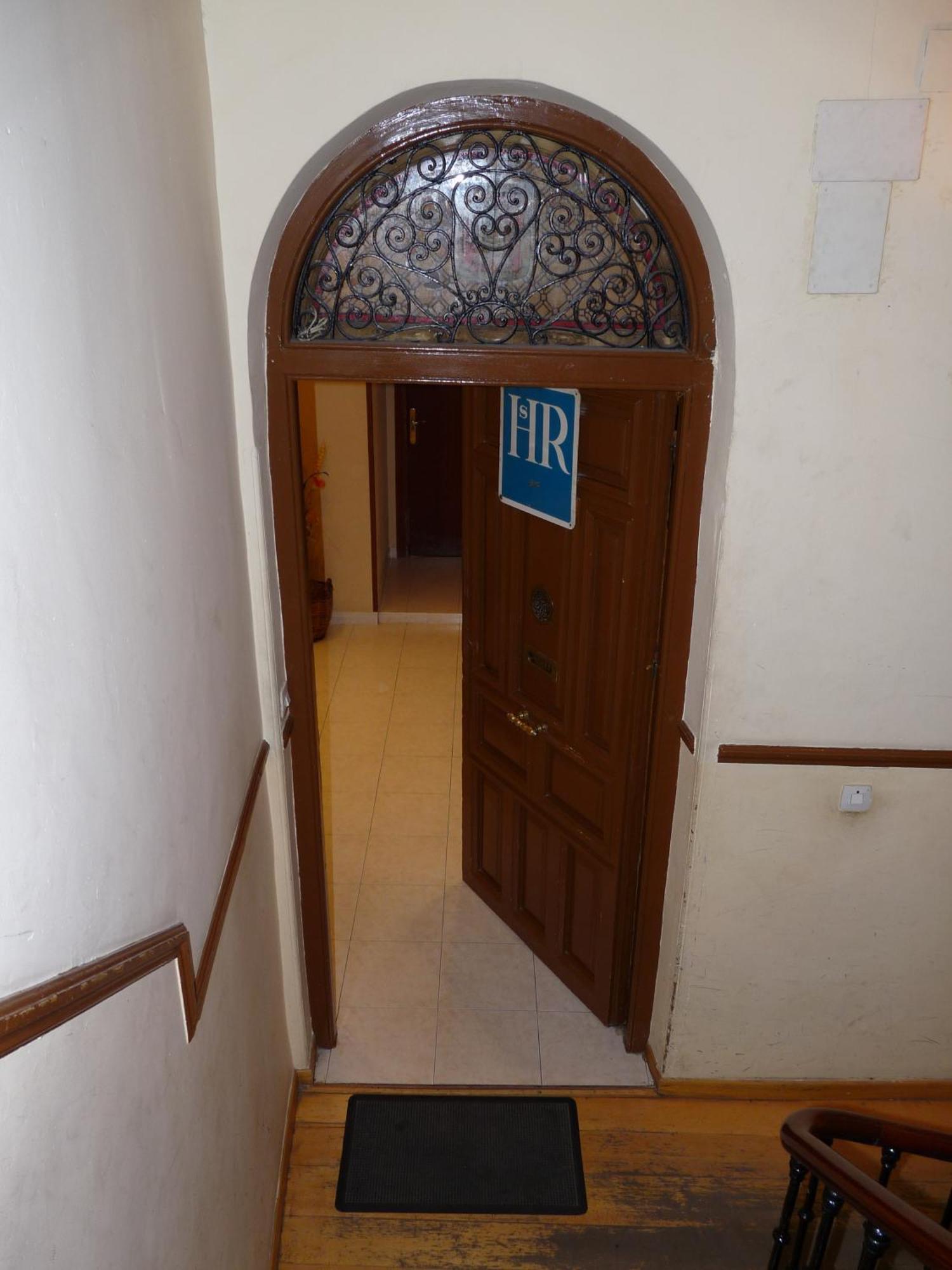 Hostal Fernandez Madrid Exterior photo